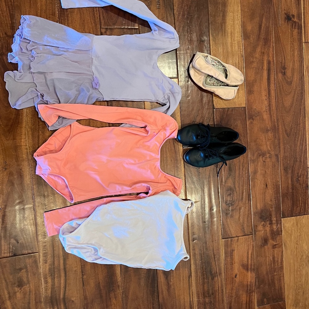 Girls leotard/dance shoes bundle